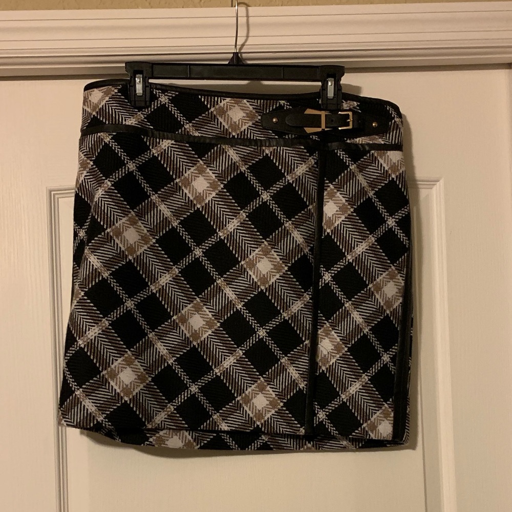 White Black Plaid Skirt with Leather Trim